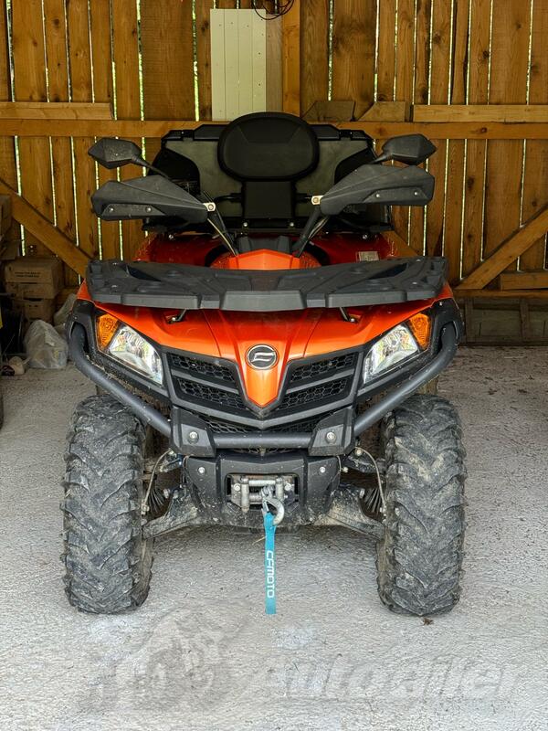 CFMoto - 450 L