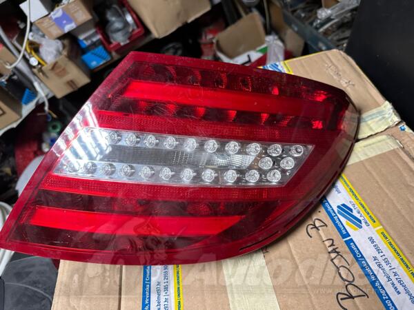 Right headlight for Cars - Universal