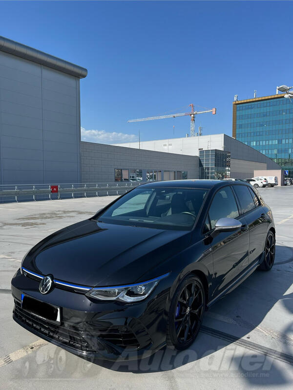 Volkswagen - Golf 8 - Golf 8 R