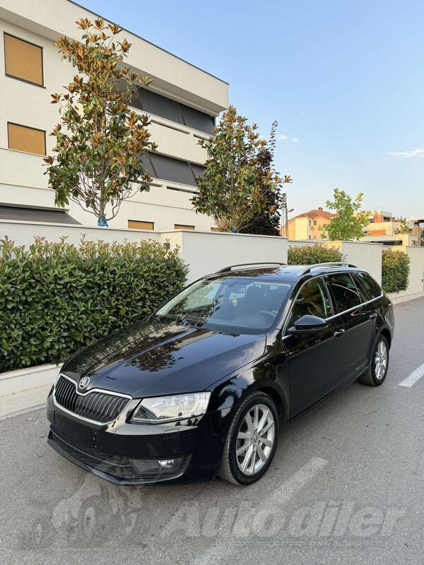 Škoda - Octavia - 1.6 77kw DSG