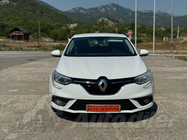 Renault - Megane - 06.2017.g