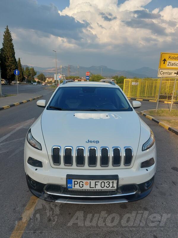 Jeep - Cherokee