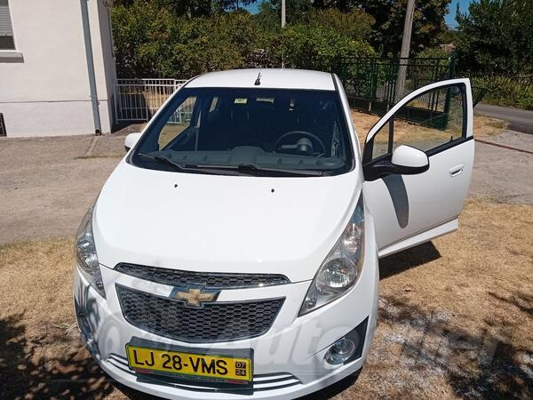 Chevrolet - Spark - 1.o