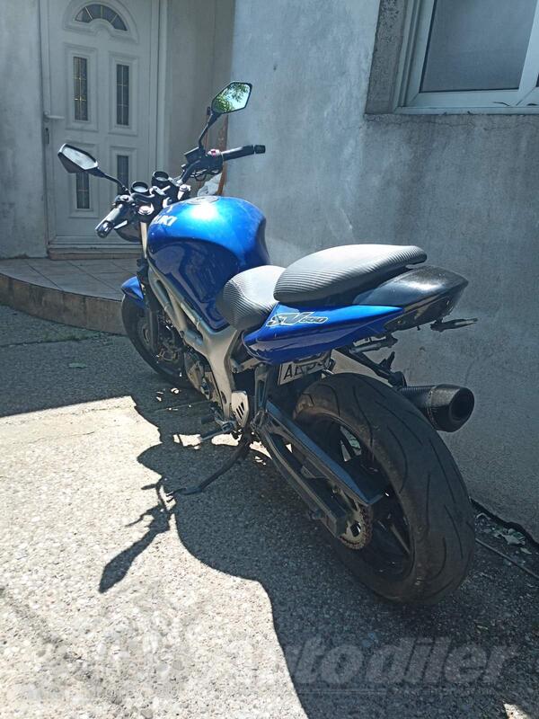 Suzuki - AV SV 650