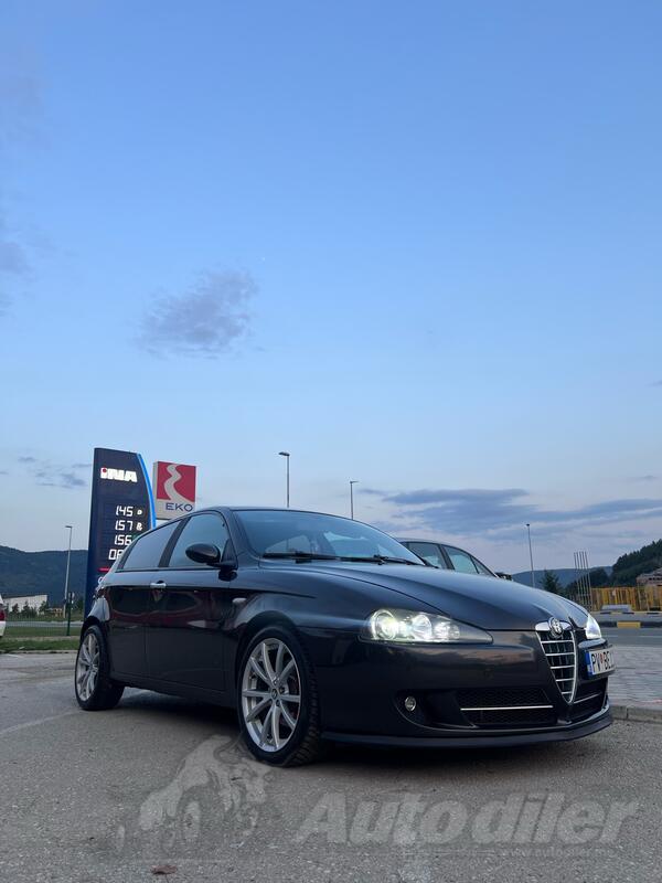 Alfa Romeo - 147 - 1.9 JTDm