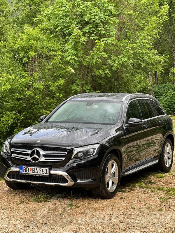 Mercedes Benz - GLC 220