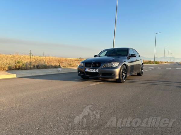 BMW - 320 - 320D