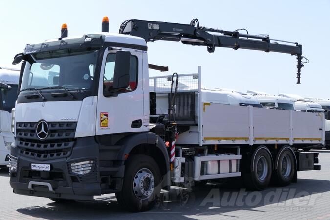 Mercedes Benz -  AROCS 2633 6x4 / Ravna Platforma + Kran HIAB