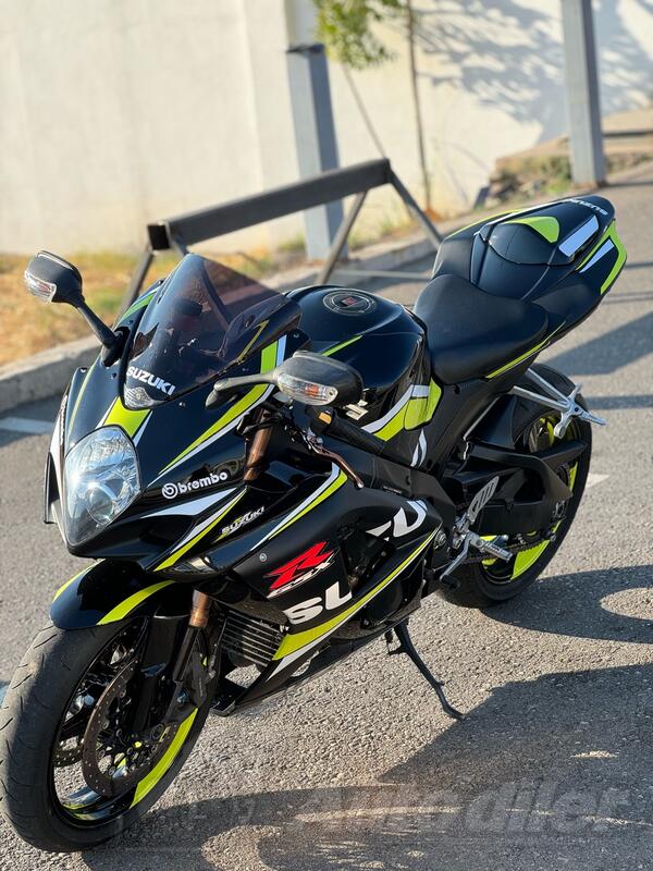 r gsx motorcycle