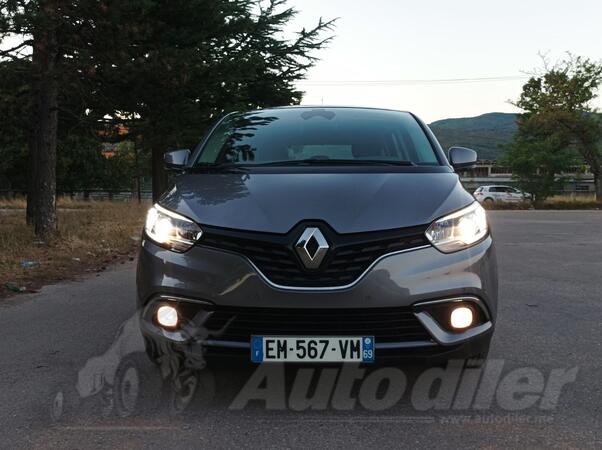 Renault - Scenic - 1,5 DCI