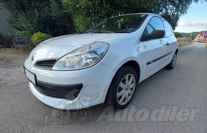 Renault - Clio - 1.5 DCI