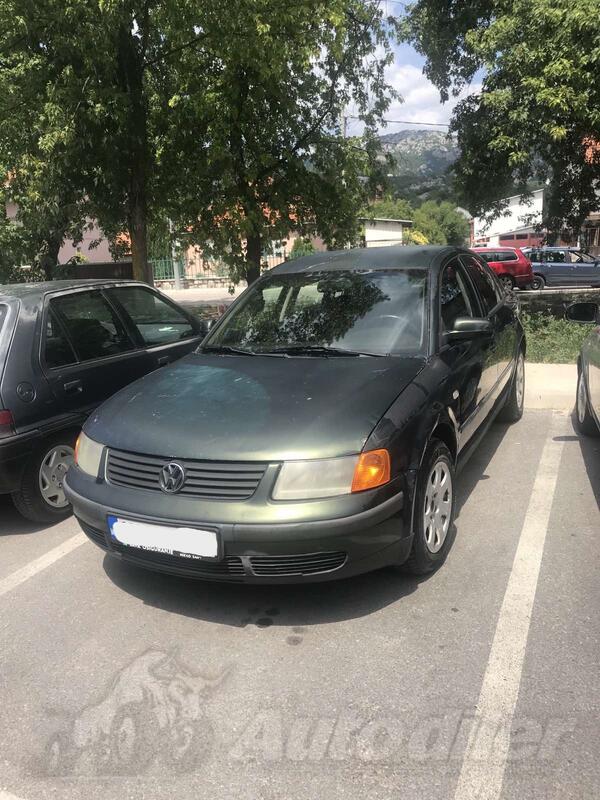 Volkswagen - Passat