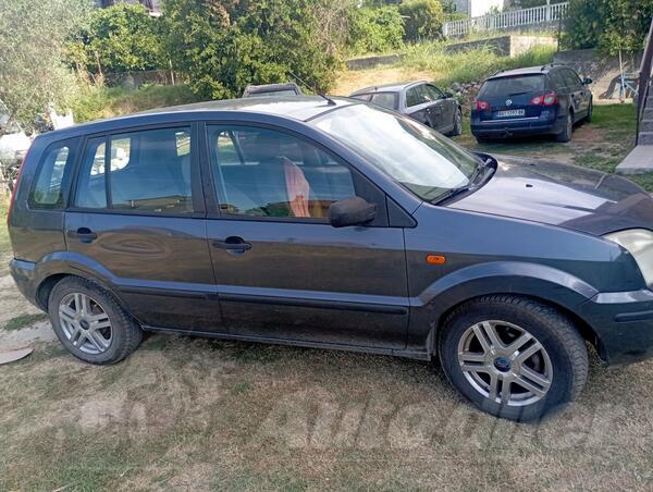 Ford - Fusion - 1.6 i