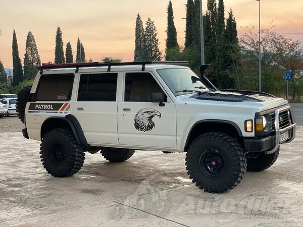 Nissan - Patrol - Safari