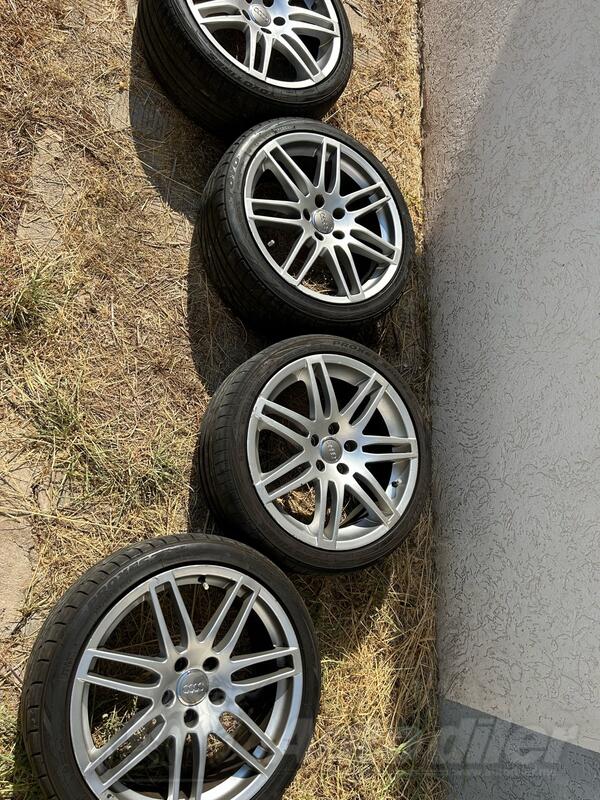 Fabričke rims and Toyo  tires