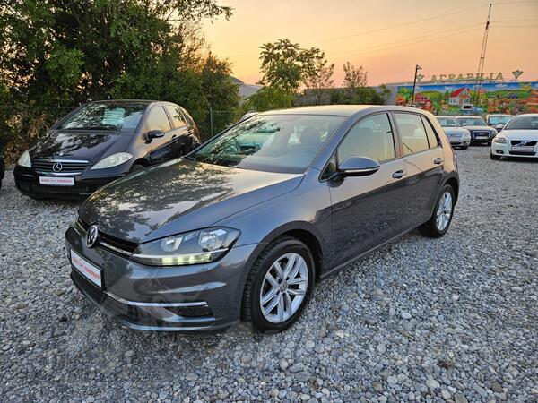 Volkswagen - Golf 7 - 1.6 Tdi