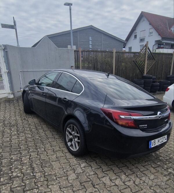 Opel - Insignia - 1.6 Turbo