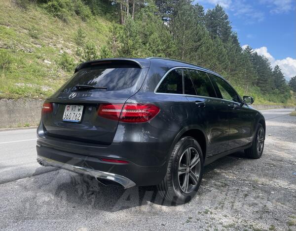 Mercedes Benz - GLC 250