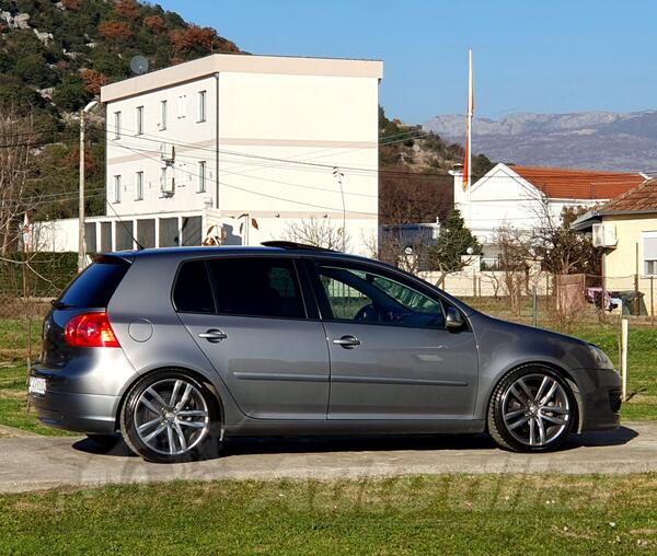 Volkswagen - Golf 5 - GT