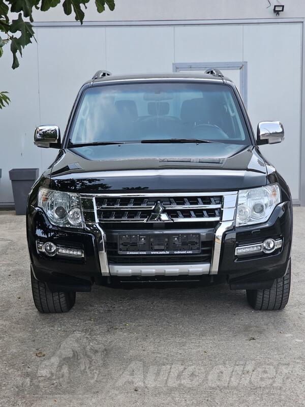 Mitsubishi - Pajero - 3.2