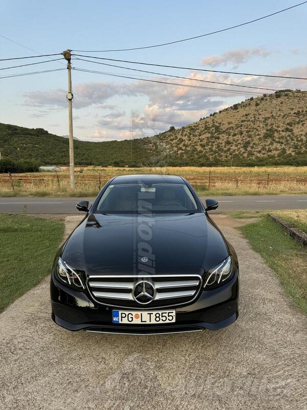 Mercedes Benz - E 220 - Mercedes Benz E 220