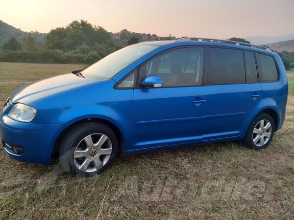 Volkswagen - Touran - 2.0 tdi DSG