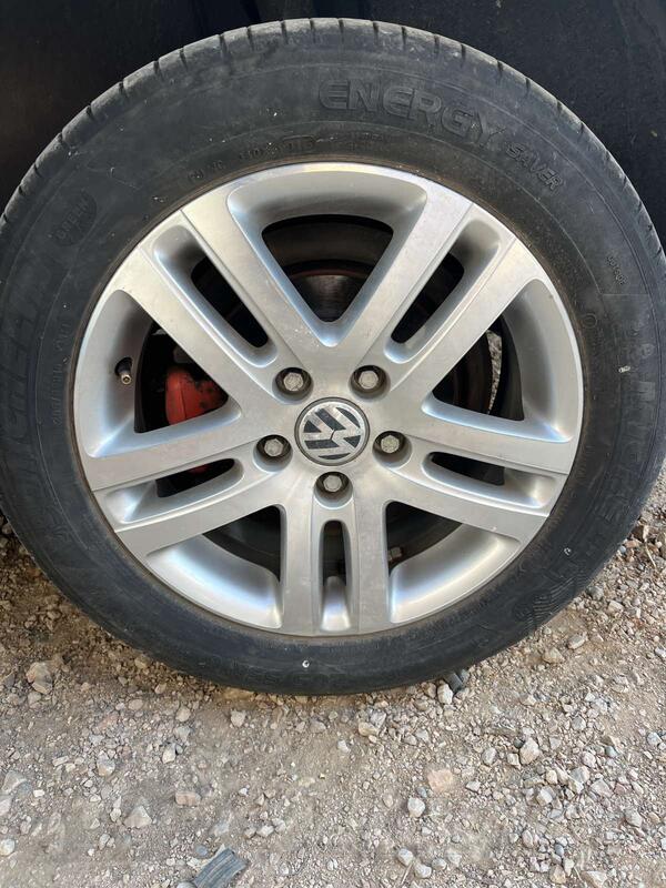 Fabričke rims and Vw tires