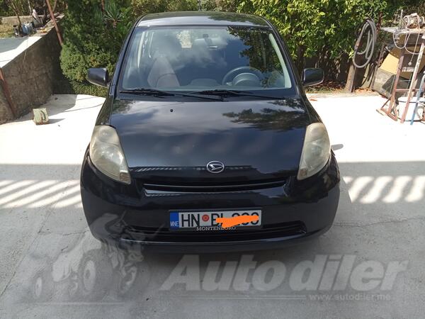 Daihatsu - Sirion - 1.0