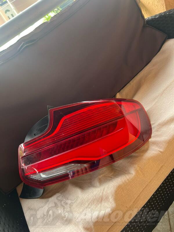 Both brake lights for BMW - 220    - 2019