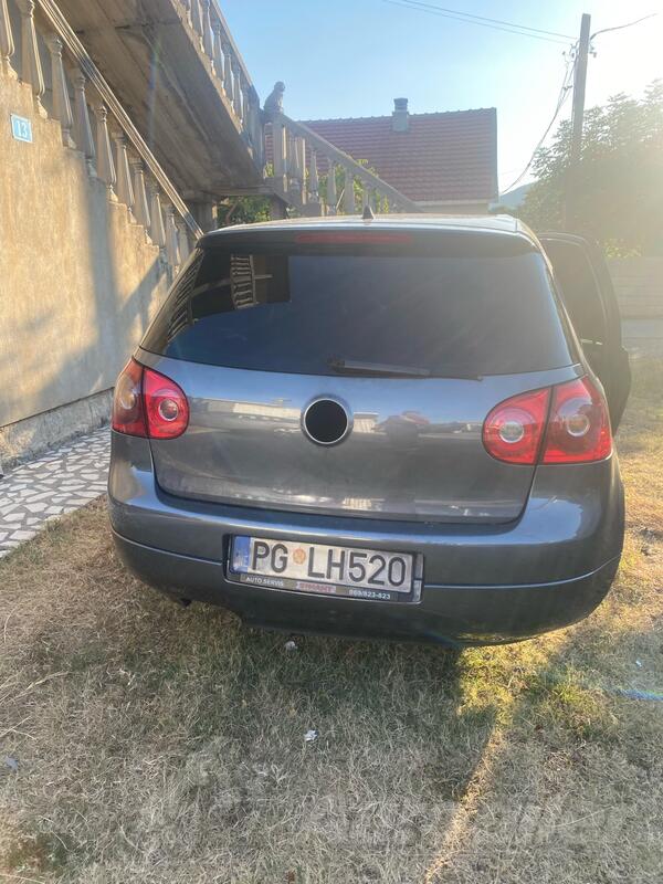 Volkswagen - Golf 5 - 2.0