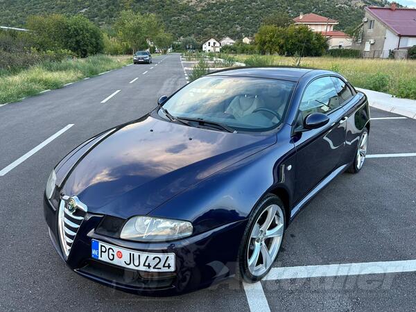 Alfa Romeo - GT - 1.9