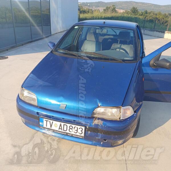 Fiat - Punto - 1.1 benzin