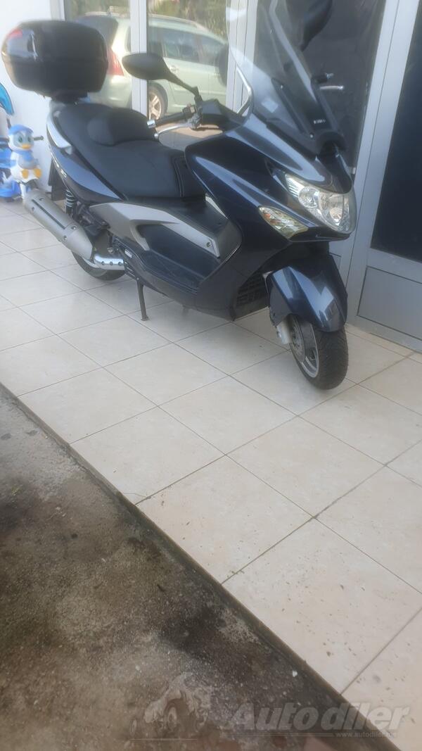 Kymco - xciting