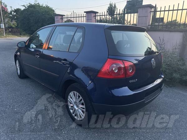 Volkswagen - Golf 5 - 1.9tdi