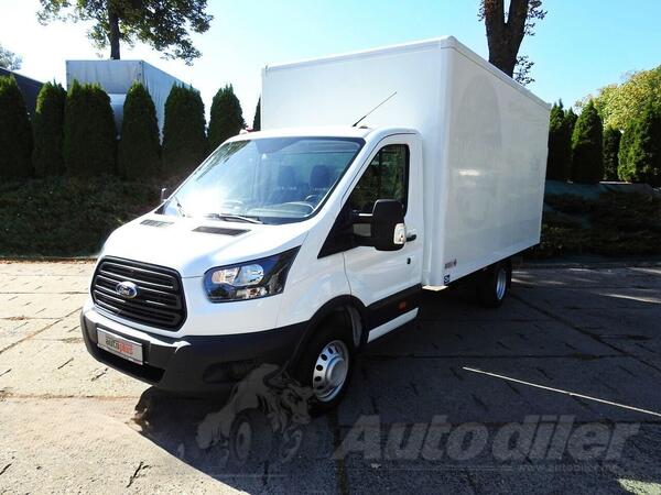 Ford - TRANSIT FURGON / Rampa