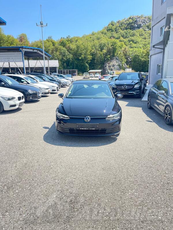 Volkswagen - Golf 8 - 2.0TDI