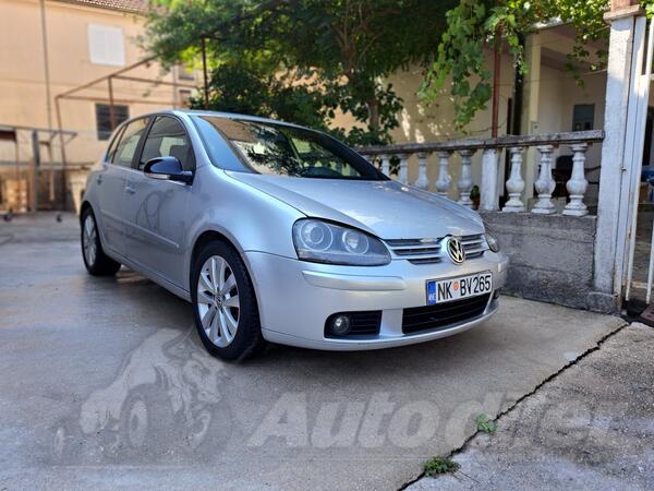 Volkswagen - Golf 5 - 2.0 tdi