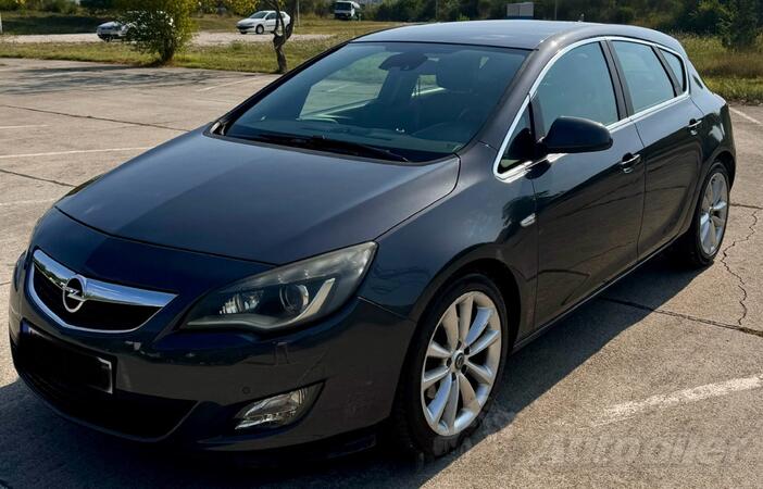 Opel - Astra - 2.0 CDTI