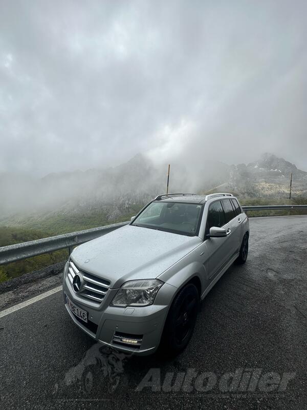 Mercedes Benz - GLK 220 - 220