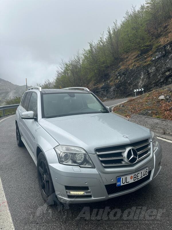 Mercedes Benz - GLK 220 - 220