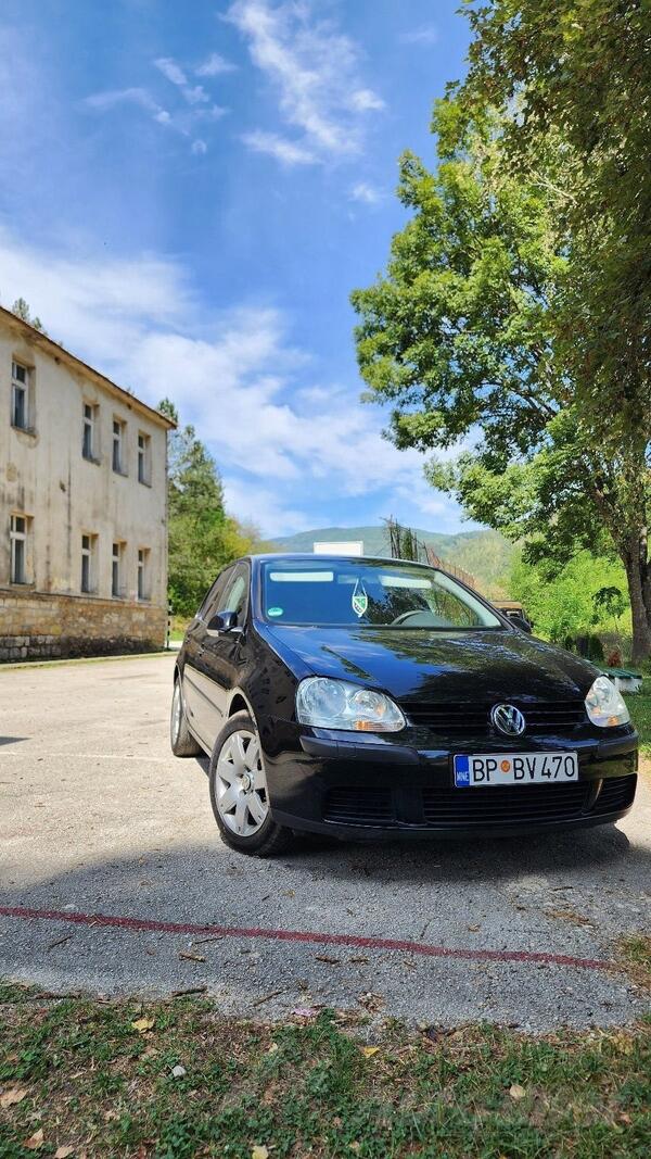 Volkswagen - Golf 5