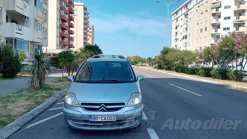 Citroen - C8 - 2.2HDI