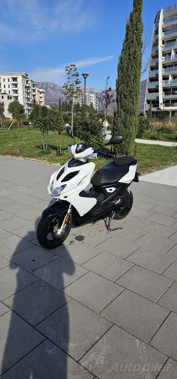 Yamaha - Aerox