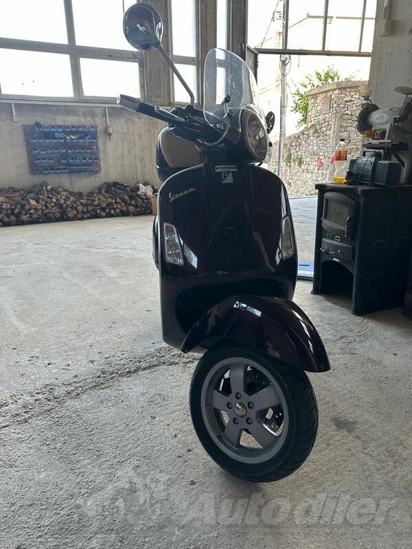 Vespa - Granturismo L