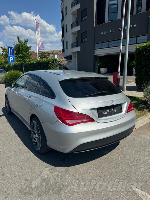 Mercedes Benz - CLA 200 - CLA 200