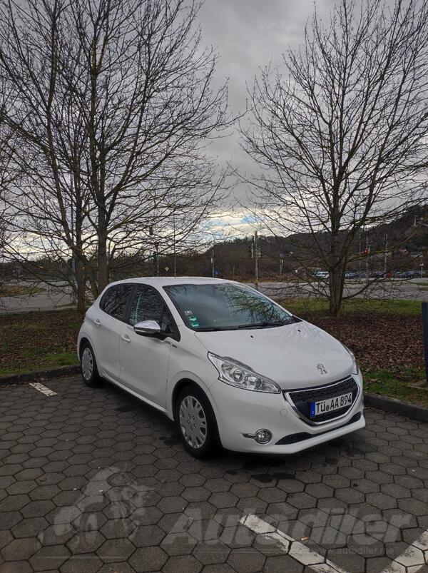 Peugeot - 208 - 1.2