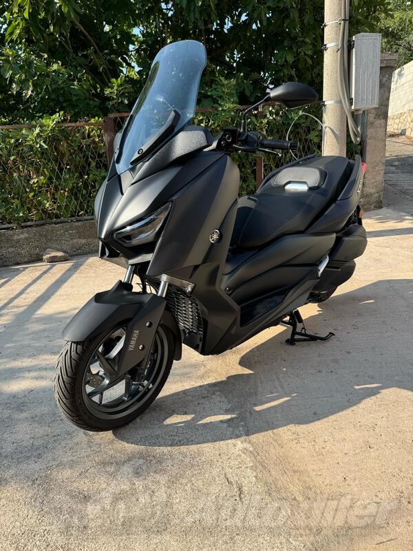 Yamaha - X-Max