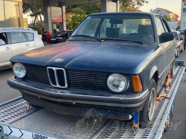 BMW - 315 - e21