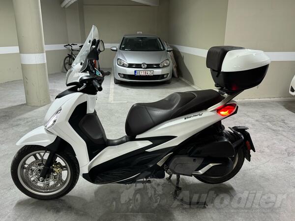 Piaggio - Beverly