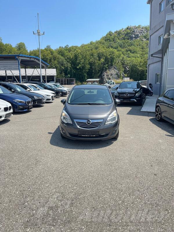 Opel - Meriva - 1.3CDTI 11/2011g